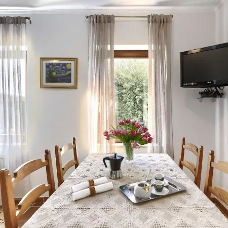 Apartment Dana By Interhome