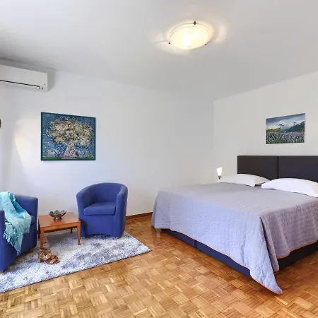 Appartement Dana By Interhome *